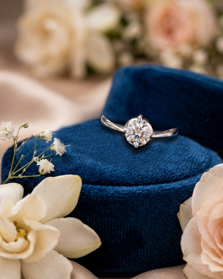 R03 CZ. Diamond Luking Close Setting Ring