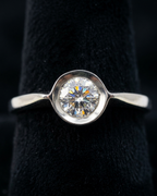 R04A CZ. Diamond Luking Close Setting Adjexttable Ring