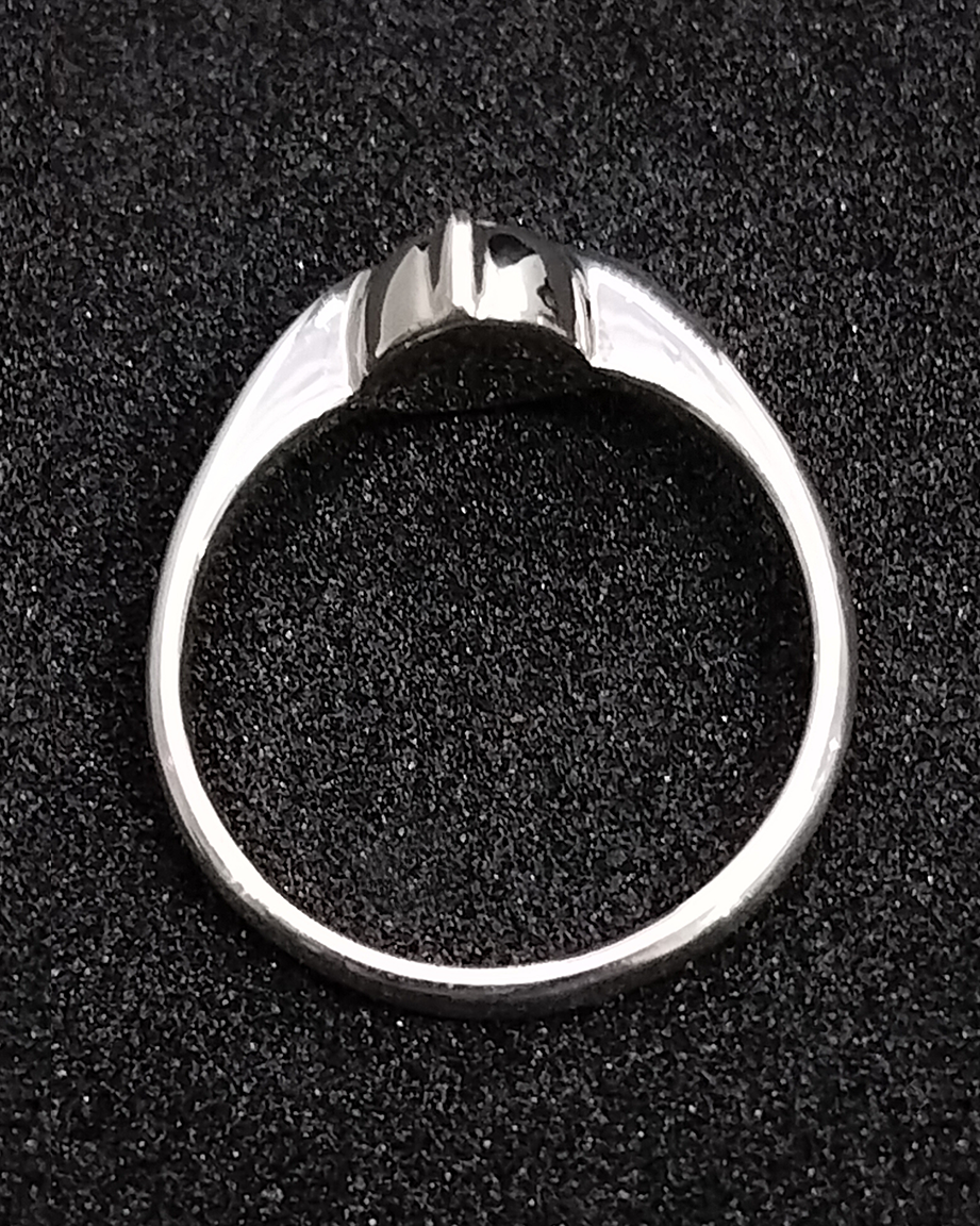 R03 CZ. Diamond Luking Close Setting Ring