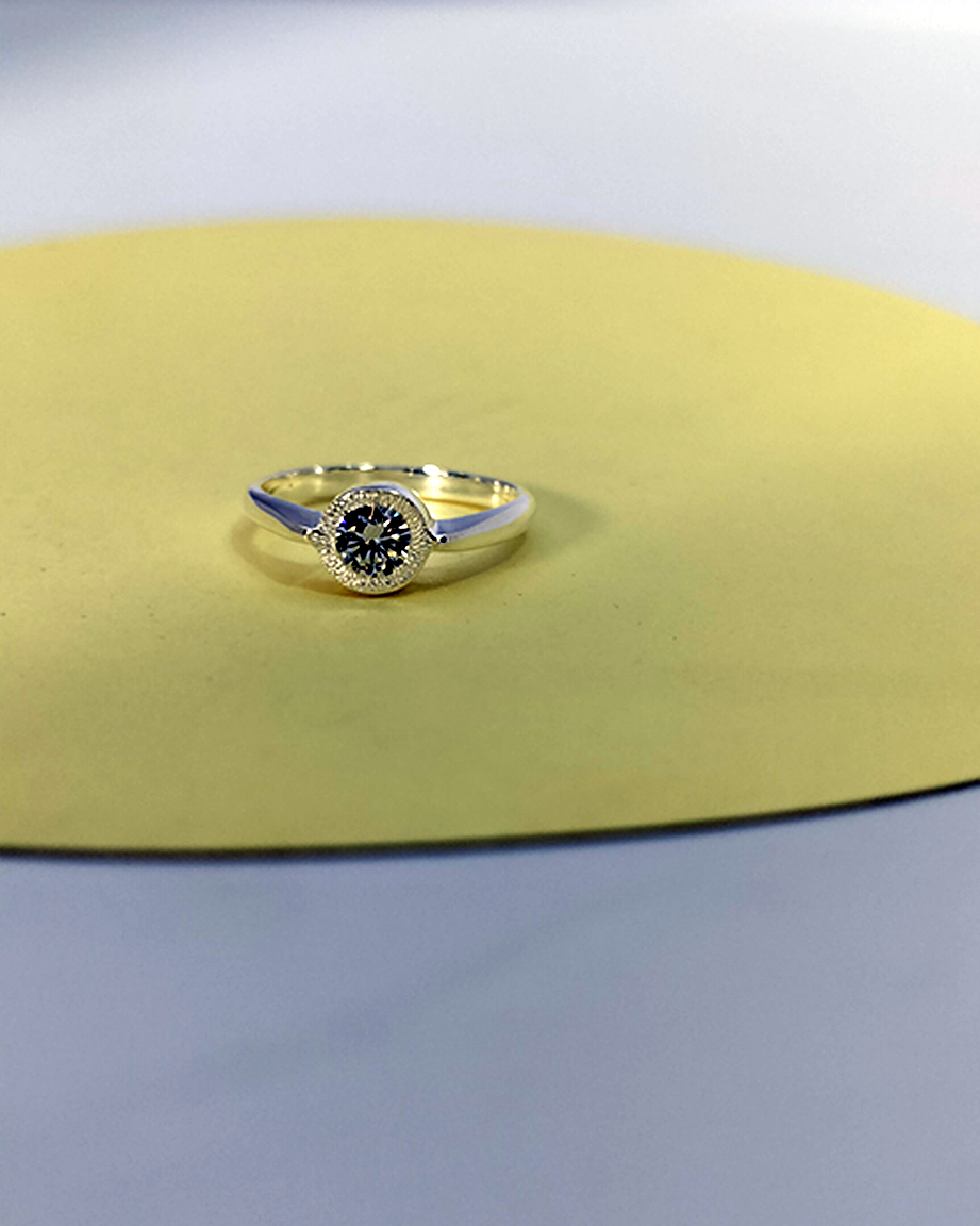 R16 CZ. Diamond Luking Close Seting Adjustable Ring