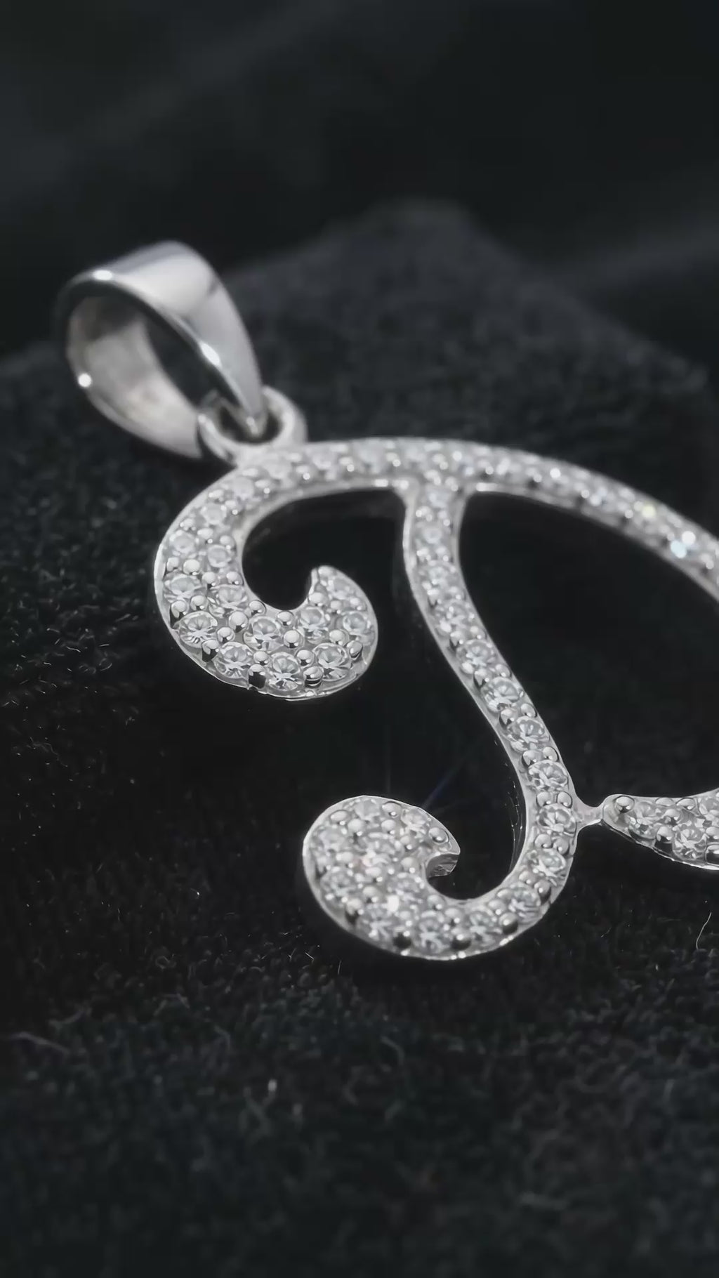 P11 CZ. J+D Later Pendant Necklace